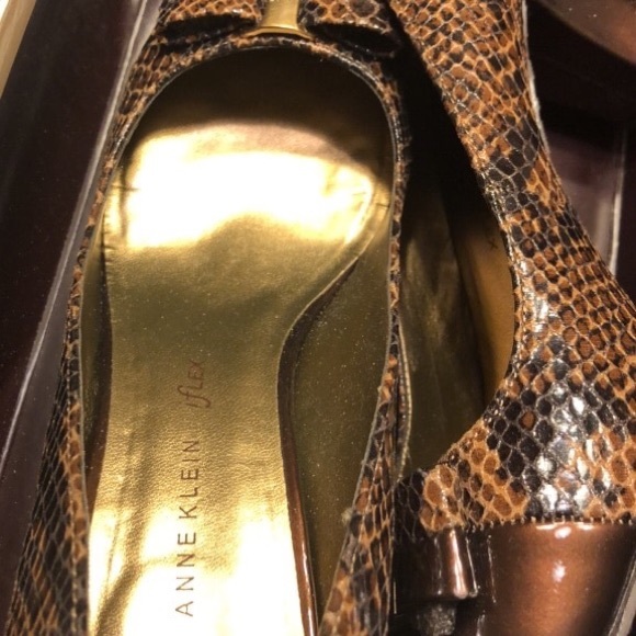 Brand New Snake Skin Pint Anne Klein shoes size 8 - Picture 8 of 8
